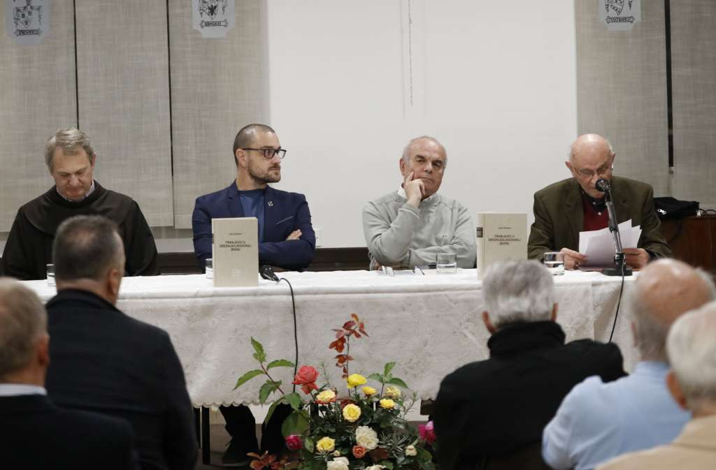 U Sarajevu predstavljena knjiga 'Franjevci u srednjovjekovnoj Bosni' autora Joze Džambe