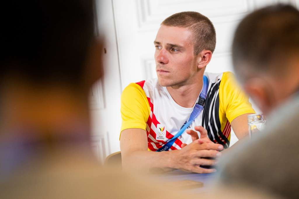 Belgijski biciklist Evenepoel žali se na brojne rupe na pariskim cestama