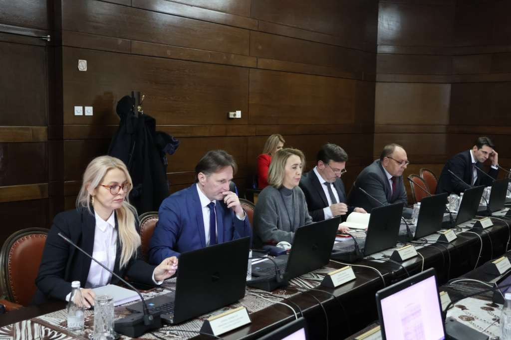 Vlada FBiH: Donesen Program javnih investicija Federacije BiH 2024-2026.