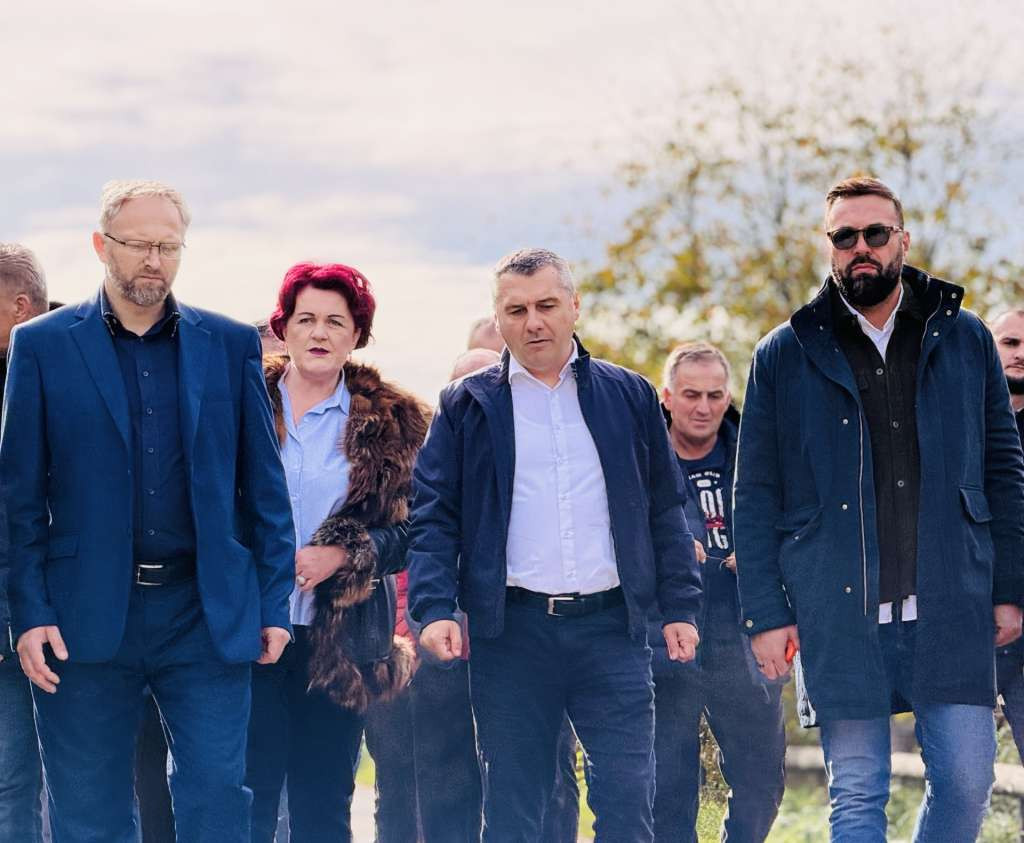 Pokretanje međunarodnog festivala 'Halid Bešlić' i izgradnja spomen kuće u Knežini