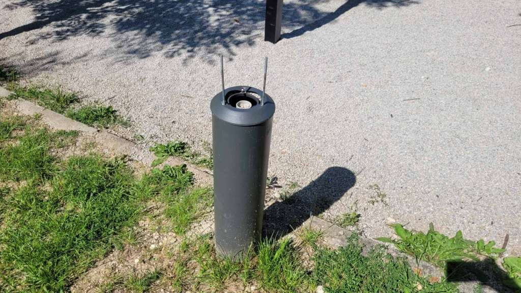 Uništena rasvjeta u Gradskom parku Jezero - Betanija, Općina Centar Sarajevo osudila vandalizam