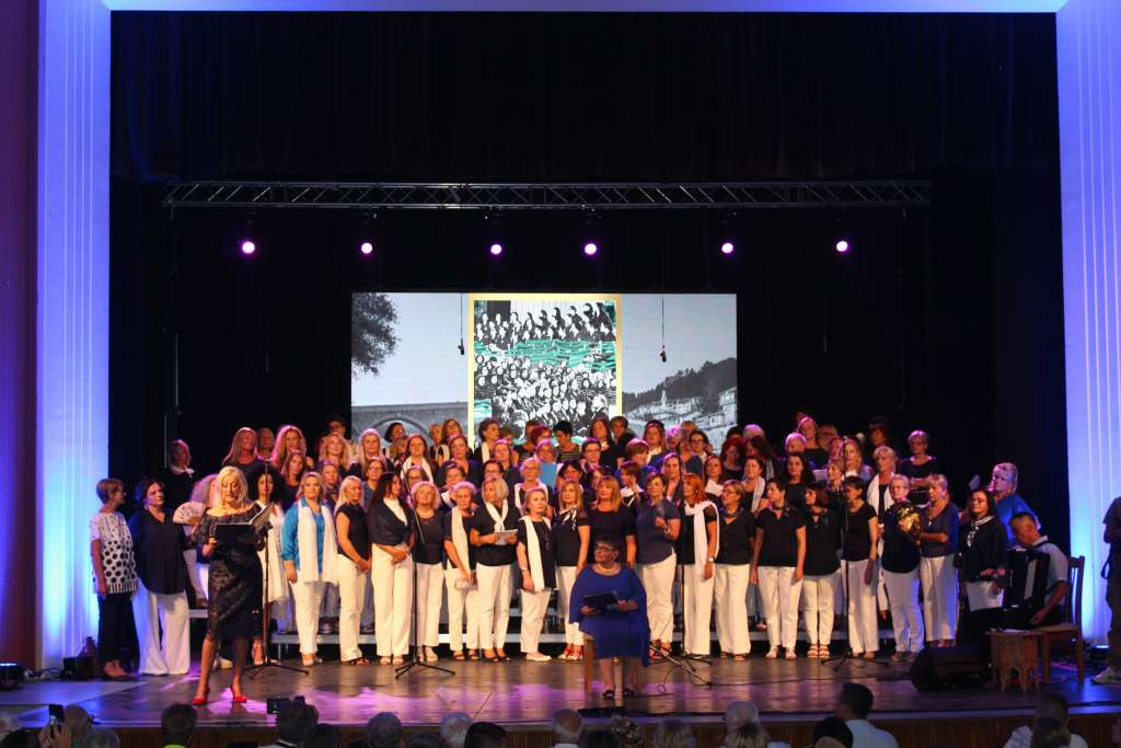 'Djevojke sa Neretve' okupile se u Konjicu nakon 55 godina od osnivanja