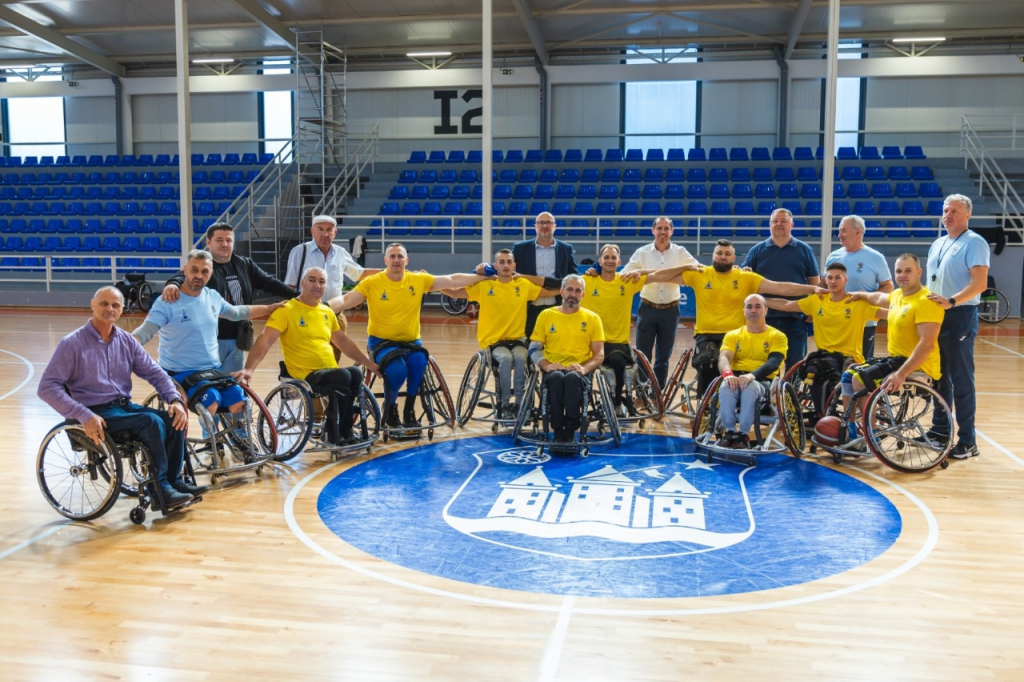 Hušić i Sedić podržali košarkašku reprezentaciju BiH u kolicima