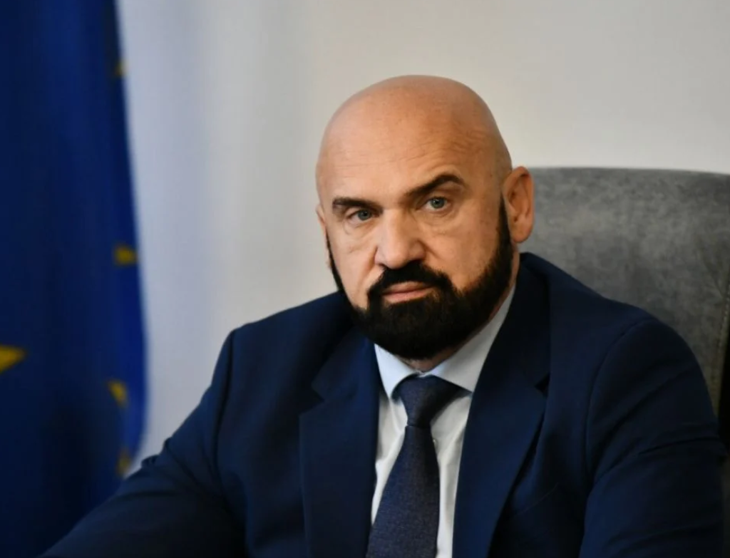 Isak o hapšenju policijskih službenika: Takvi ljudi ne zaslužuju da nose policijsku uniformu