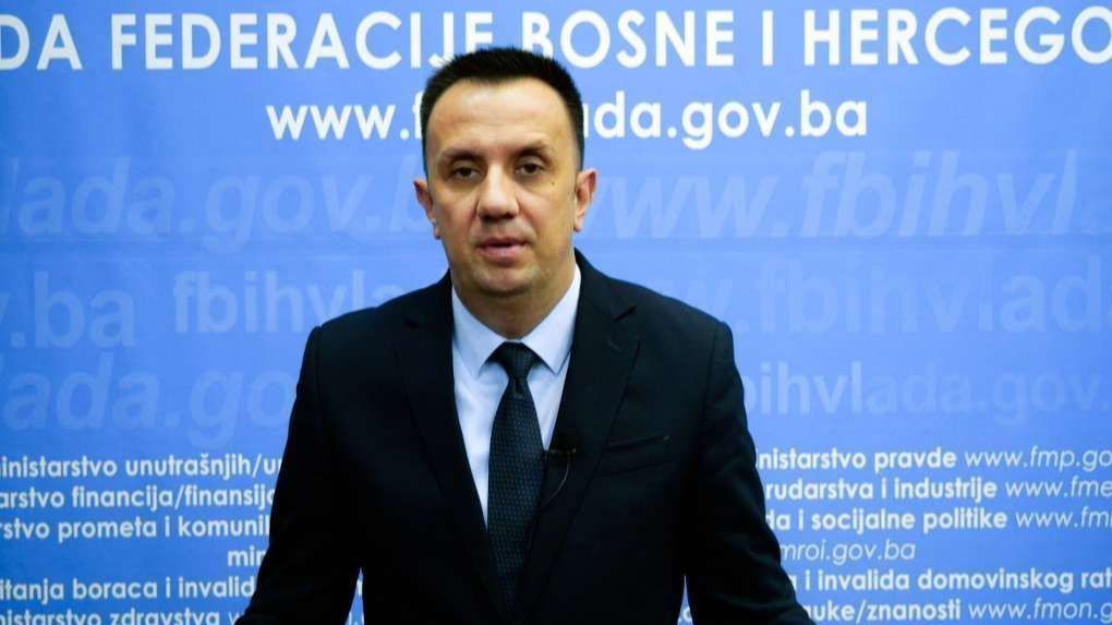 Lakić: Zlonamjerno iznesene paušalne informacije o "Pretisu"
