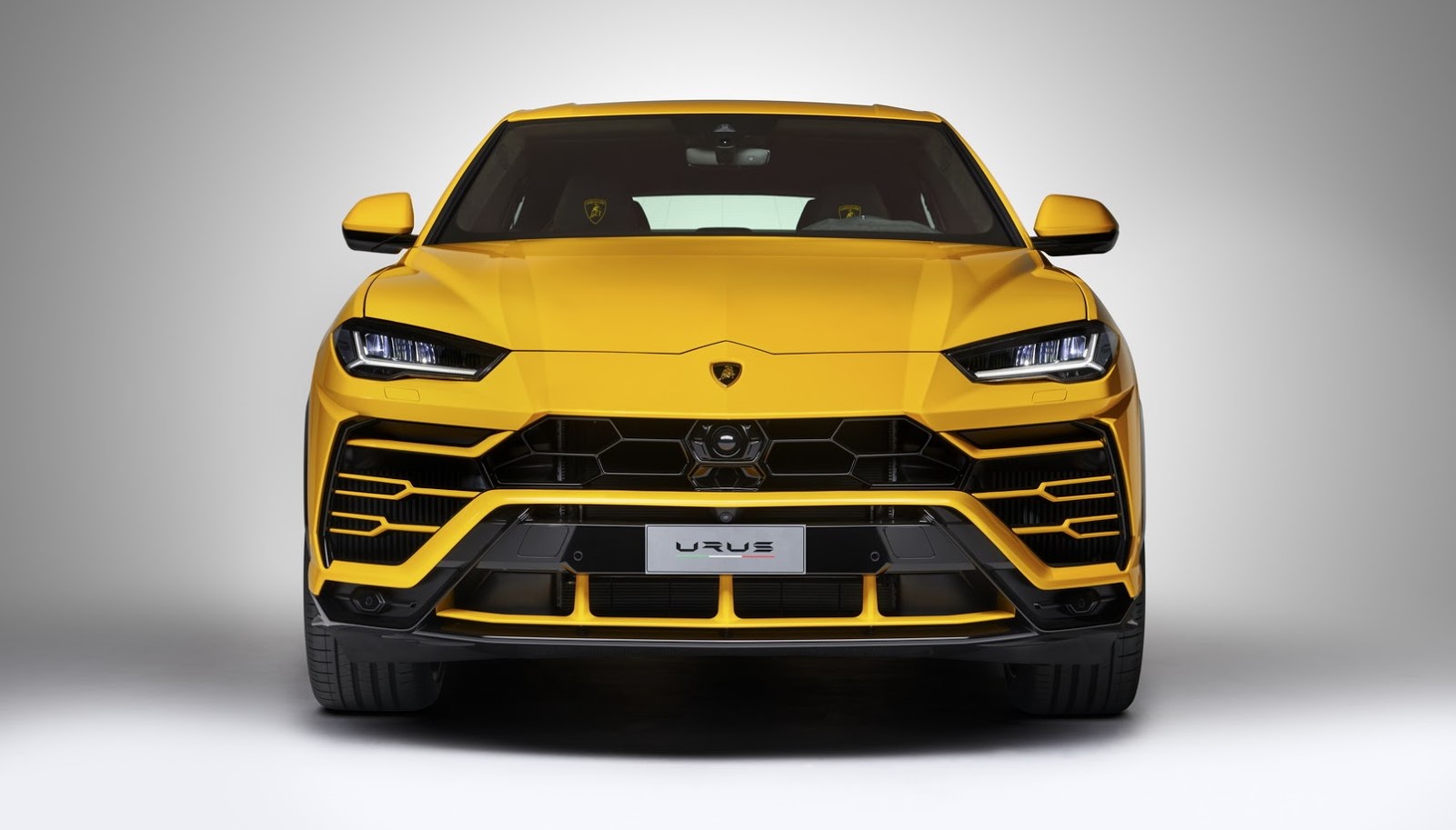 Fanovi Lamborghinija neće biti sretni kada vide šta je Kim Kardashian napravila od Urusa