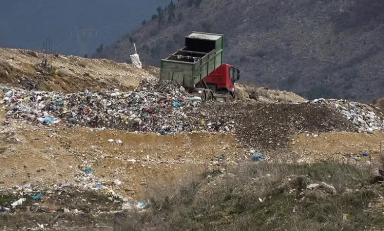 Nakon zatvaranja deponije, smeće na ulicama Mostara