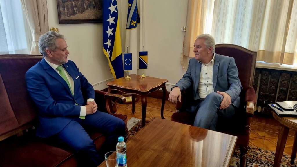 Potpredsjednik FBiH Lendo se sastao sa šefom Ureda EU u BiH Johannom Sattlerom