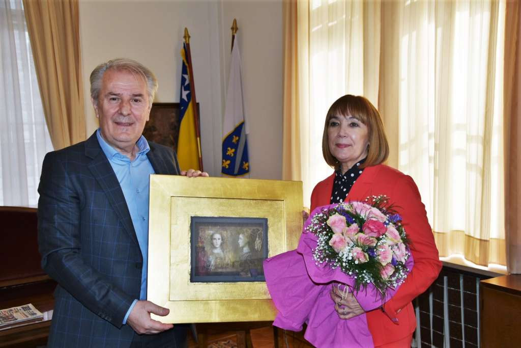 Primopredaja dužnosti Mahmutbegović i novoimenovanog potpredsjednika FBiH Lende