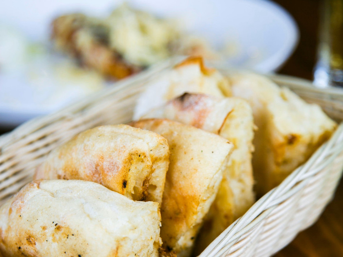 Čitatelji Guardiana izabrali: Lepinja s kajmakom iz Ostrošca među najboljim jelima u Evropi