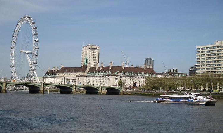 Johnson optimističan: Covid ograničenja bit će okončana do početka ljeta