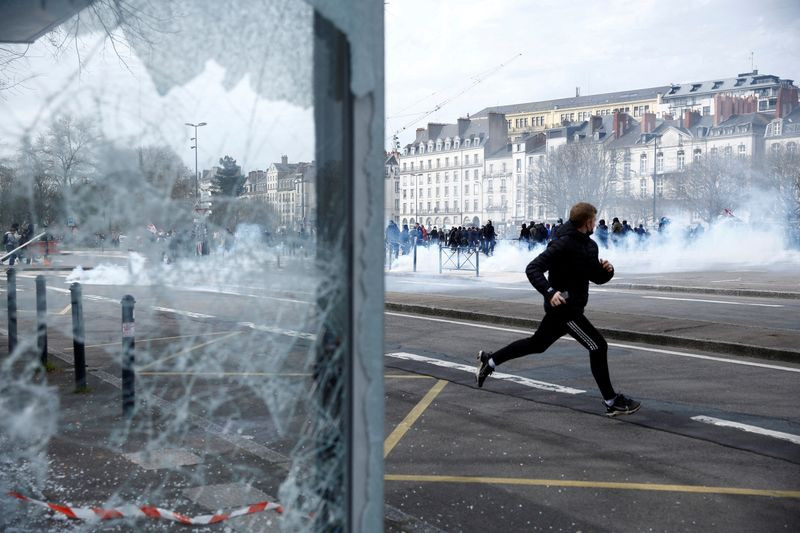 Francusko Ustavno vijeće 14. aprila izdaje mišljenje o vladinoj penzionoj reformi