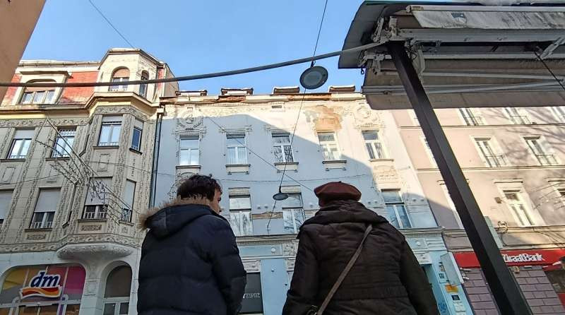 Zec o dotrajalim austrougarskim zgradama u Sarajevu: Nema šminkanja fasada dok se zgrade iznutra ne saniraju