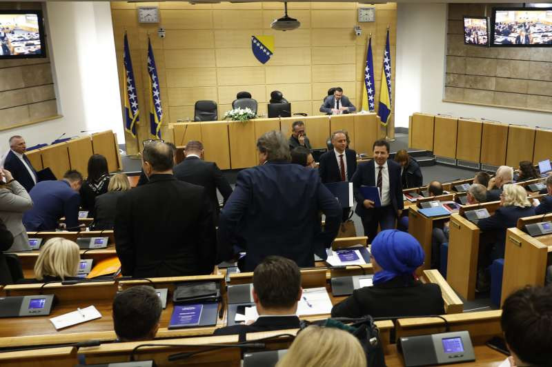Zaimović prekinuo sjednicu Predstavničkog doma, poslanici SDA napustili salu