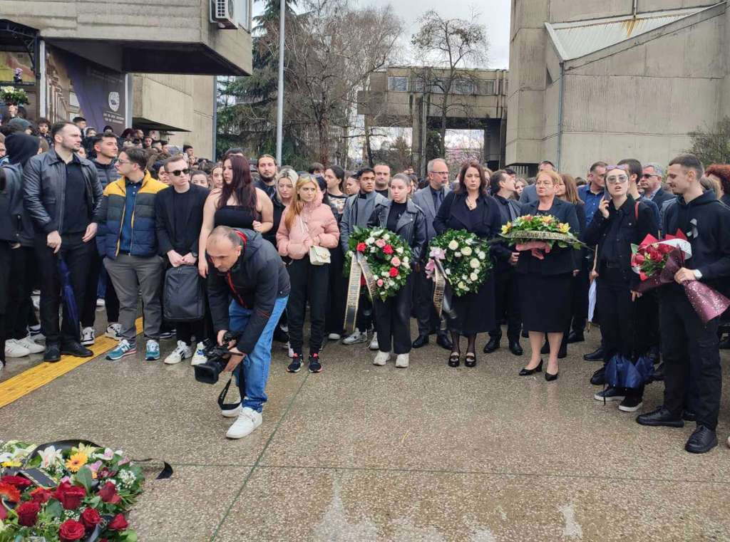 Mickoski ide u Kočane sastati se s roditeljima žrtava poginulih u požaru