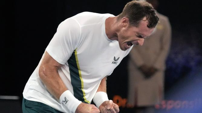 Murray nakon pet setova pobijedio Beretinia u prvom kolu Australian opena