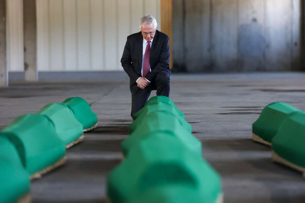 "Izuzetno je važno da svi prihvatimo istinu o onome što se desilo"