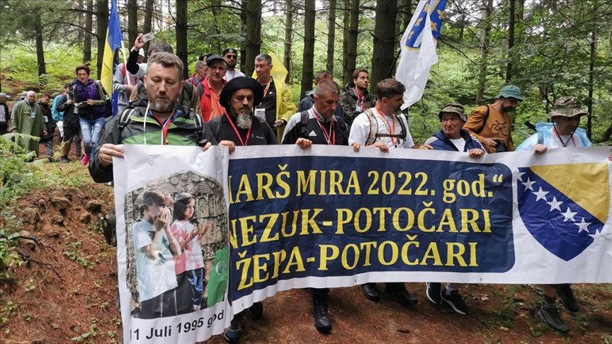 Iz Nezuka krenuo Marš mira - počast žrtvama genocida u Srebrenici