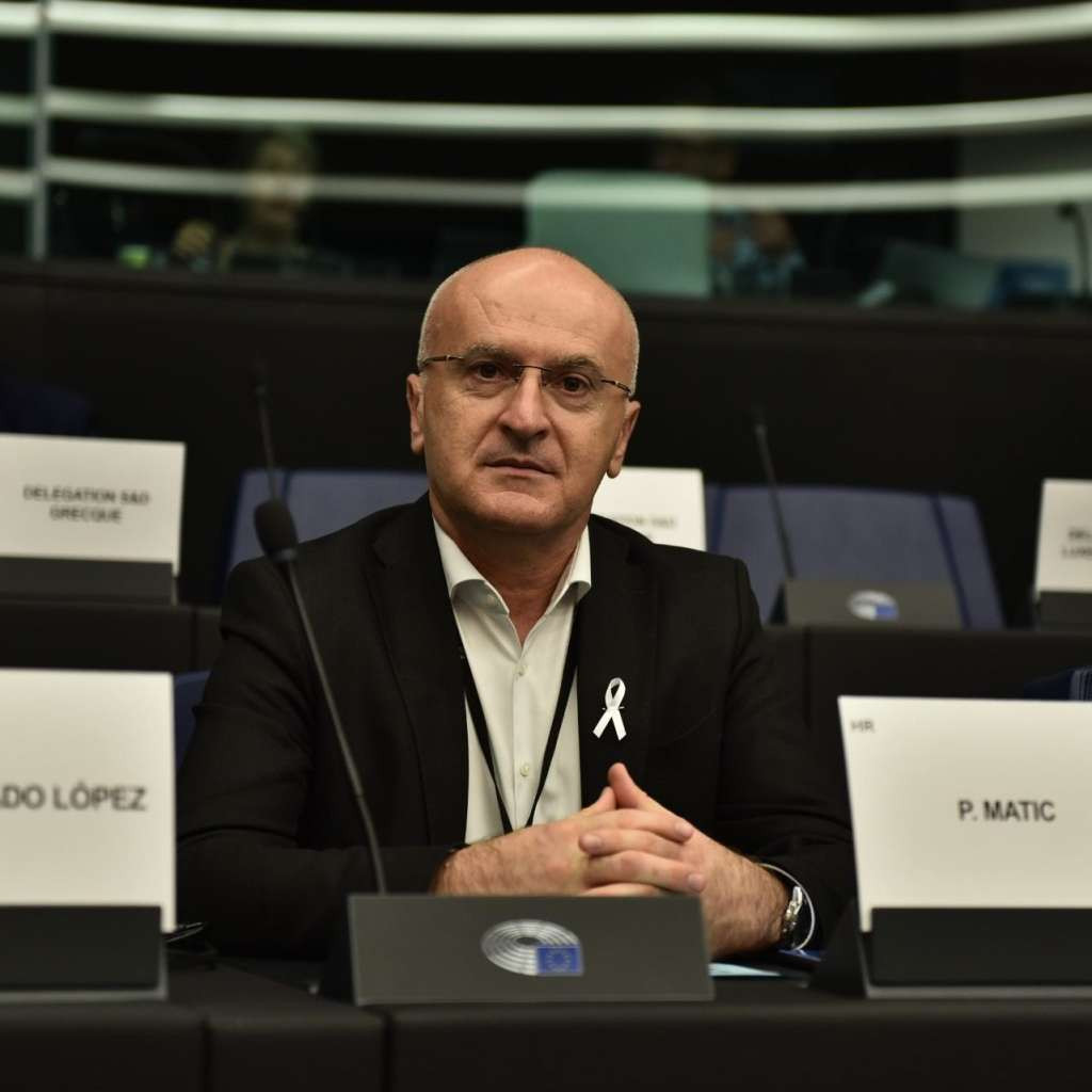 Preminuo Predrag Fred Matić, SDP-ov europarlamentarac