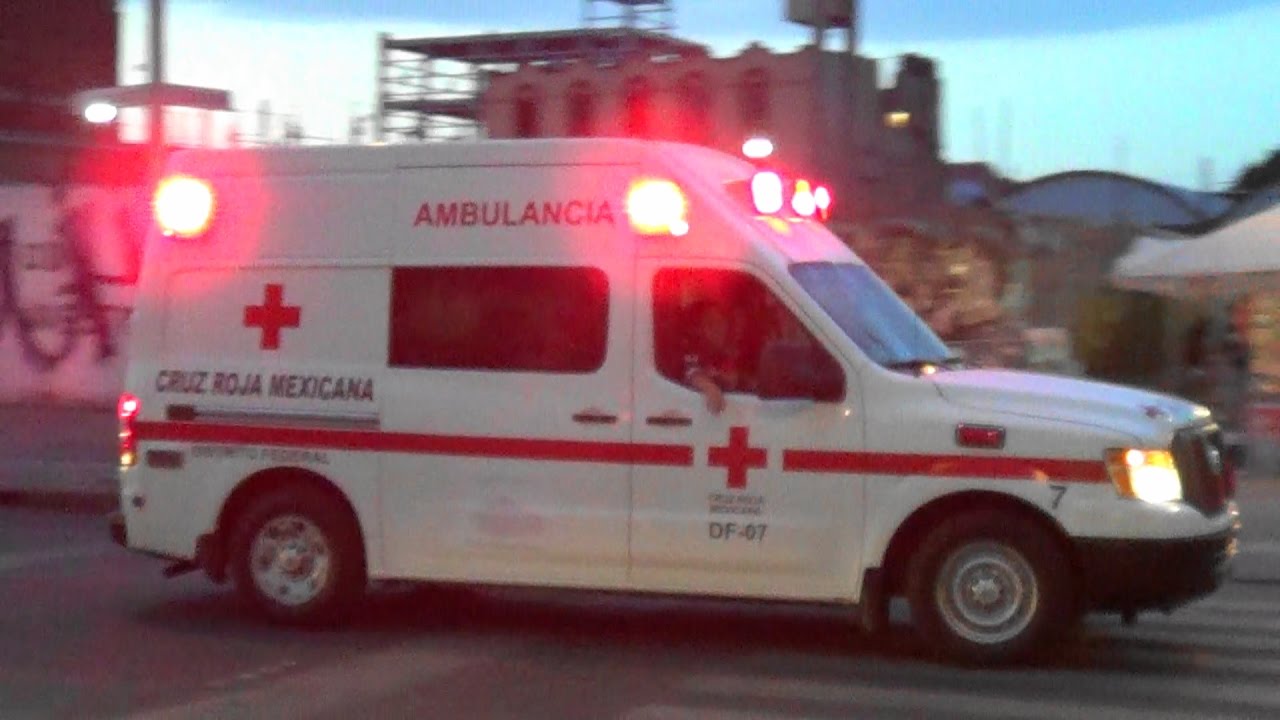 Meksiko: Prevrnuo se minibus s migrantima, troje mrtvih