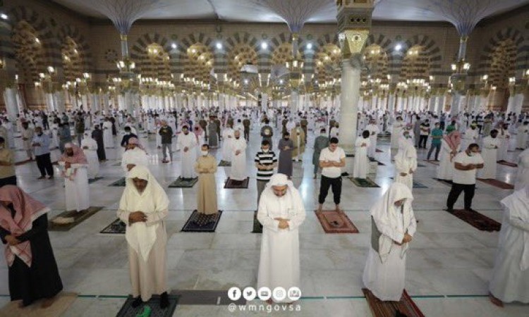 Džamije u Mekki i Medini bit će otvorene u punom kapacitetu