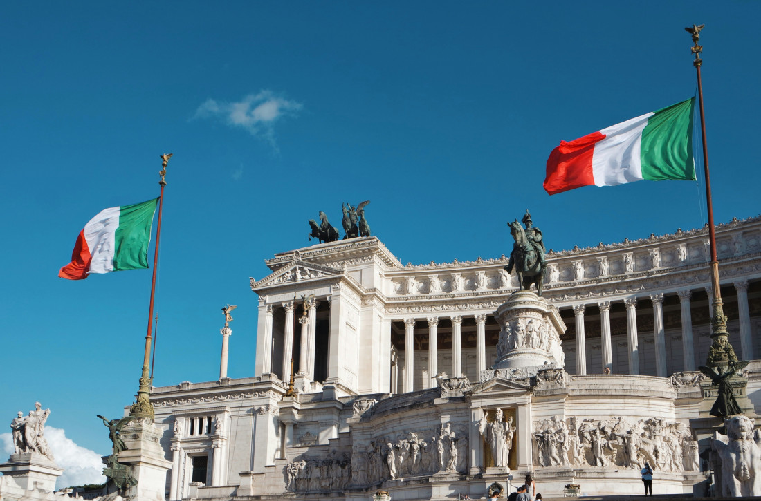 Italijanska policija razbila mrežu za krijumčarenje migranata između Alžira, Italije i Francuske