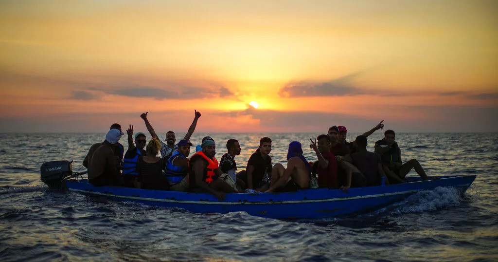 Petnaest migranata iz Tunisa nestalo u brodolomu u  Sredozemnom moru