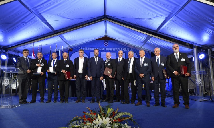 Milanović odlikovao postrojbu HVO-a 'Ludvig Pavlović'