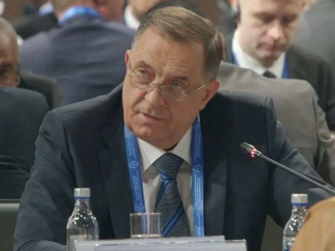 Dodik iz Moskve: RS je neutralna zemlja i to smeta Zapadu