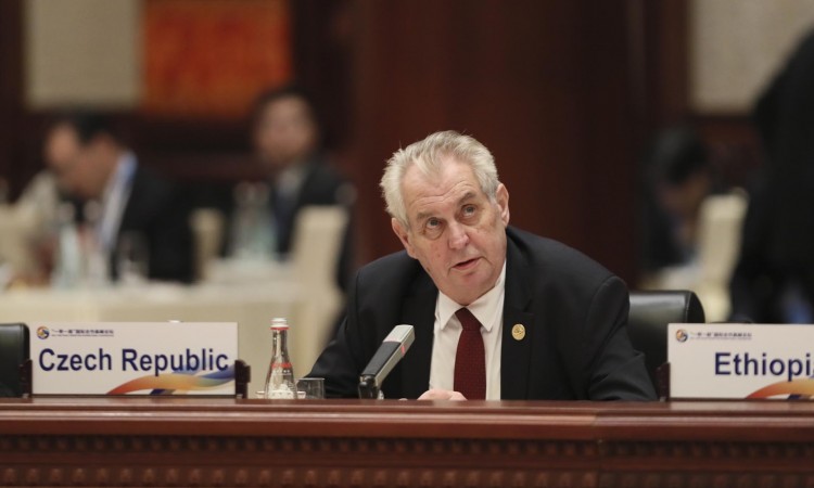 Češki predsjednik Zeman prebačen u bolnicu