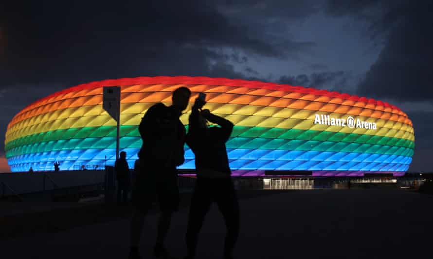 Sijarto protiv da stadion u Minhenu bude u duginim bojama