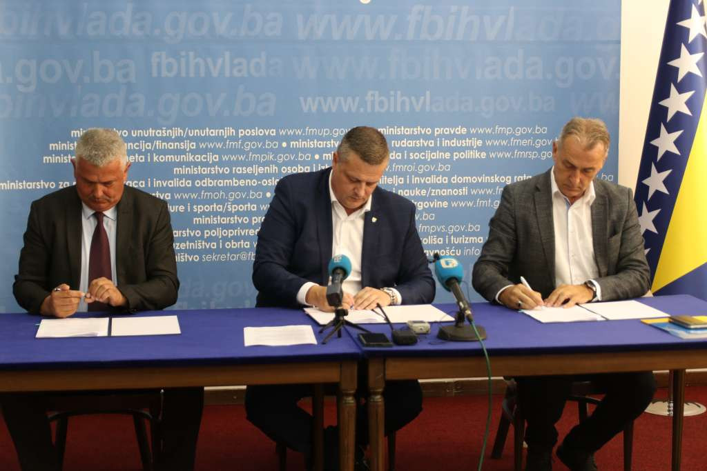 Ministarstvo razvoja, poduzetništva i obrta FBiH izdvojilo 300.000 KM za poticaj komorama
