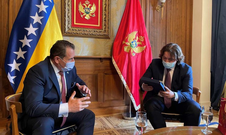 Cikotić i Sekulović o unapređenju sigurnosne saradnje i boljoj kontroli granice