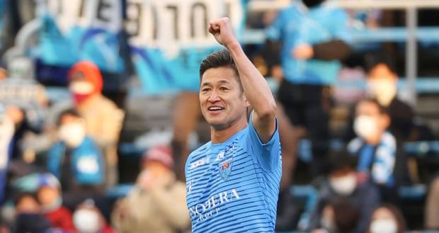 Japanski fudbaler u 53. godini dobio novi ugovor