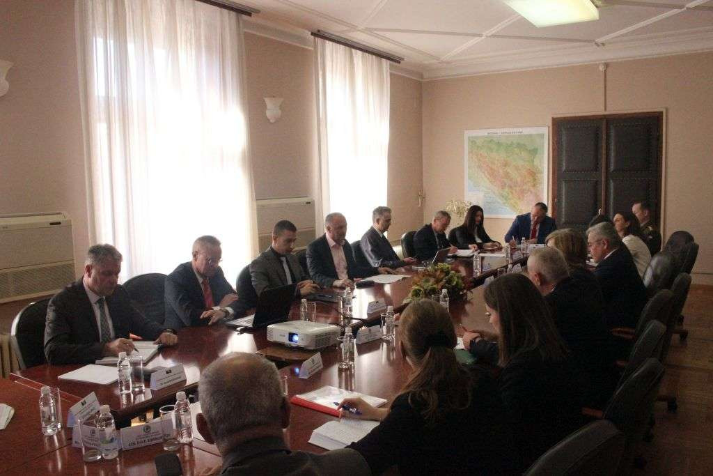 Delegacije MOBiH-a i CEDC-a o mogućnosti osnivanja odbrambenog koledža u BiH