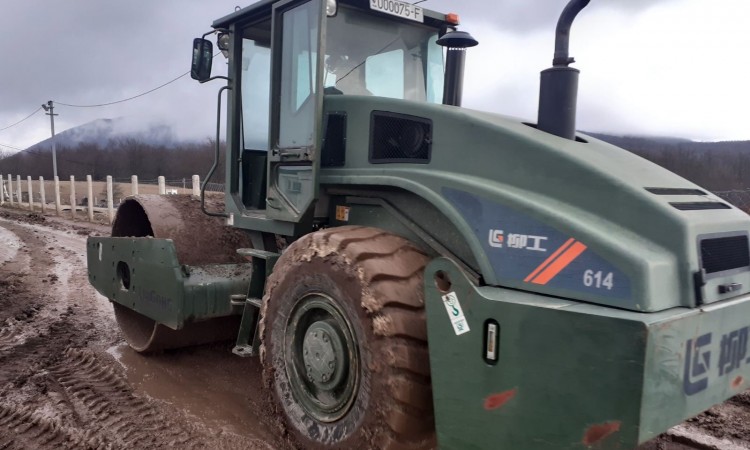 OSBiH - pripadnici inžinjerije angažirani na uređenju kampa 'Lipa'