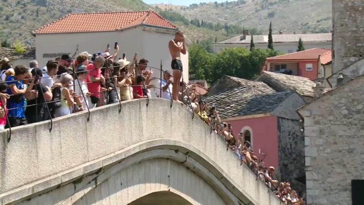 Skok bez aplauza za žrtve genocida