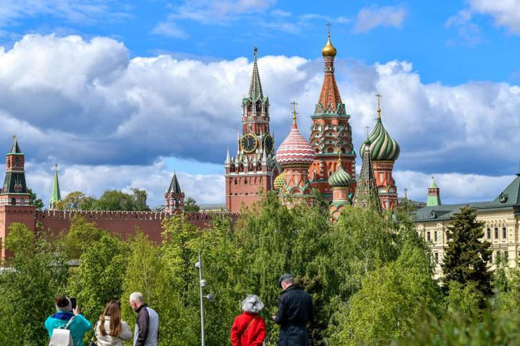 Kremlj kaže da je sastanak Putina i Trumpa neophodan, ali zahtijeva prethodnu pripremu