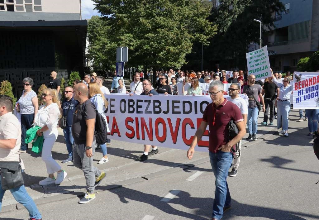 Vlada HNK-a poziva sindikate na prekid štrajka i pregovore o novim kolektivnim ugovorima