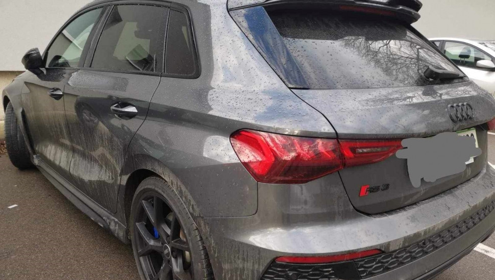 U akciji „Tokio“ oduzeto pet vozila, novac, pištolji, municija i drugo