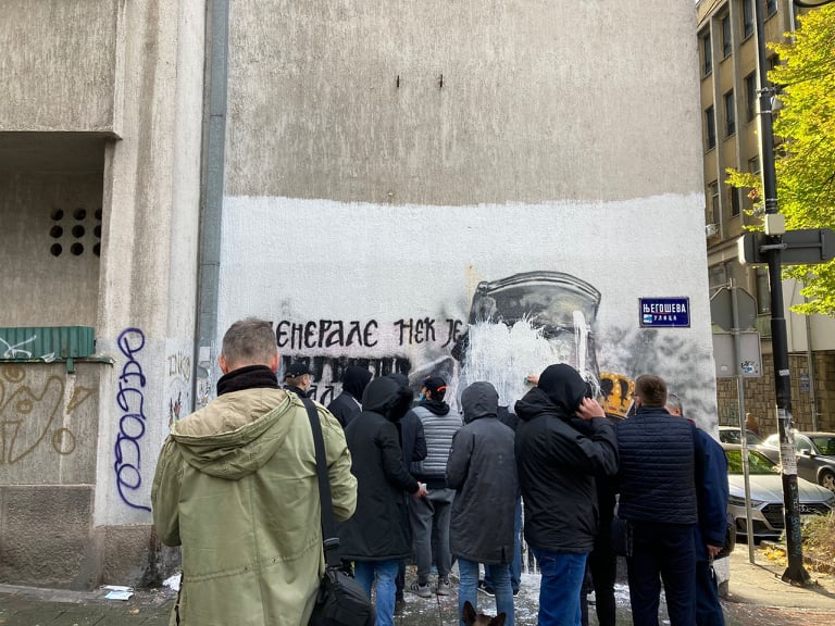 Vučić: Nismo štitili nijedan mural ni grafit