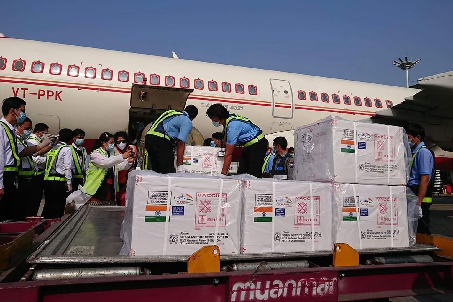 Indija će u oktobru da izveze osam miliona doza vakcine protiv koronavirusa