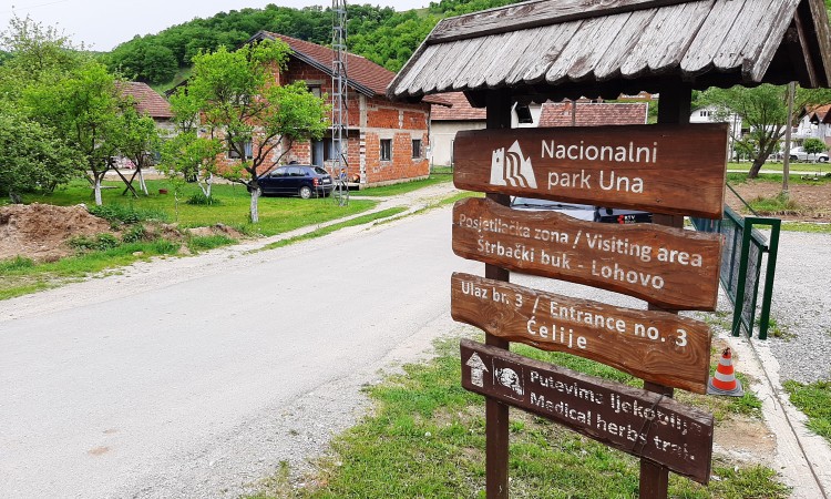 U BiH u oktobru 93.573 turista, ostvareno 205.708 noćenja