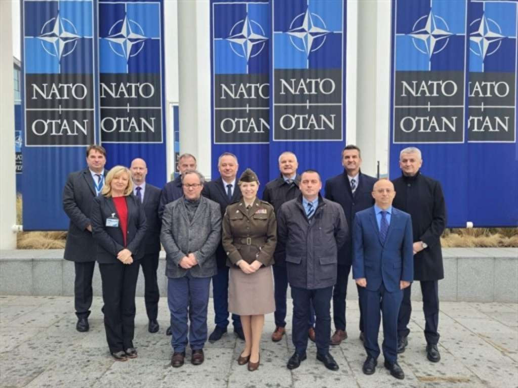 Brisel - Sastanak o Inicijativi za izgradnju odbrambenih i sigurnosnih kapaciteta BiH