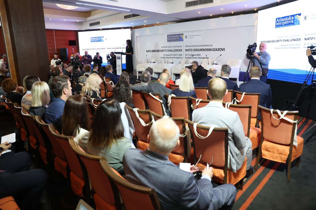 Stoltenberg pažljivo prati situaciju na Zapadnom Balkanu, posebno u BiH