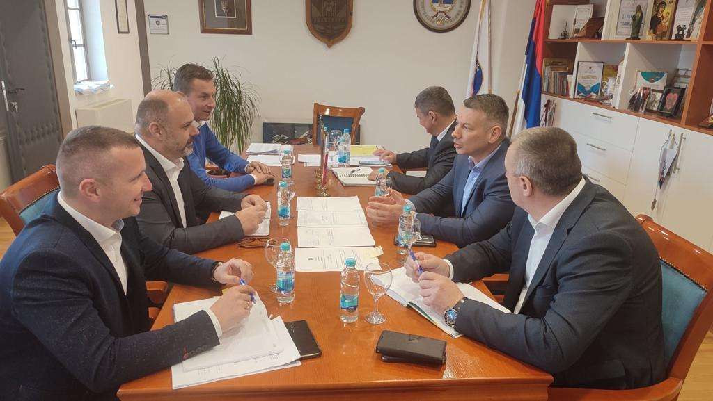Nešić posjetio opštinu Višegrad i razgovarao o sigurnosnoj situaciji
