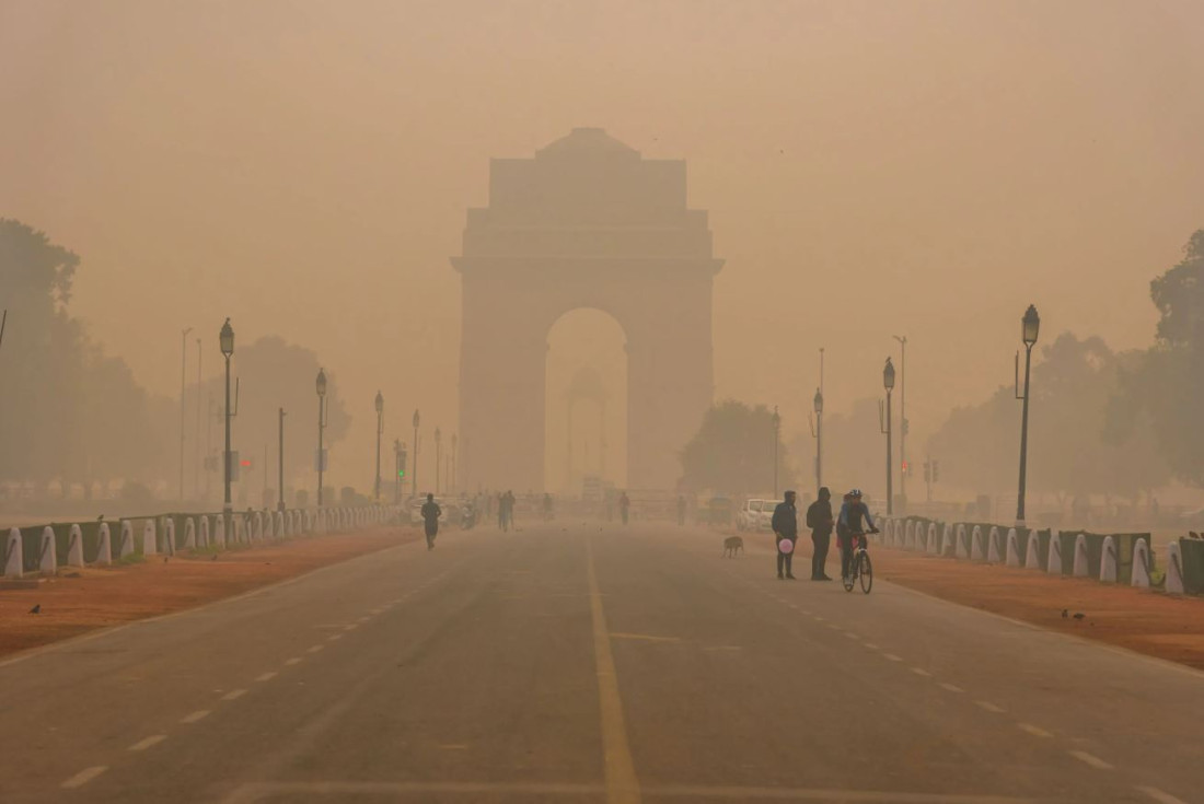 Zagađeni zrak nadvija se nad indijskom prijestolnicom