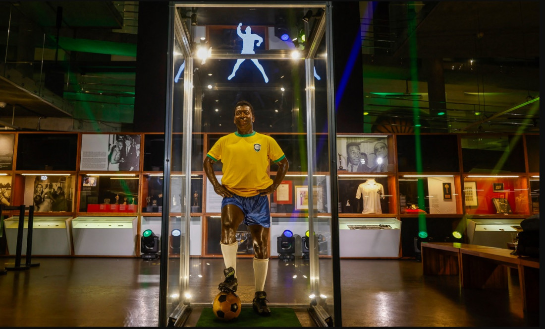 Neymarova porodična kompanija stekla je prava na brend Peléa