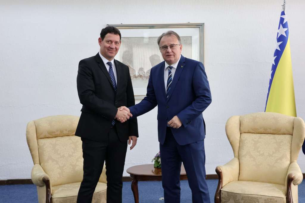 Nikšić i Frangeš razgovarali o izazovima i mogućnostima prevazilaženja trenutne političke krize