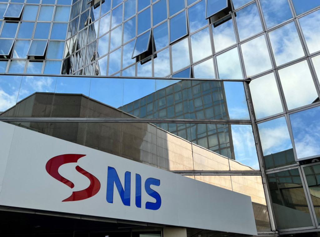 SAD nametnuo sankcije Naftnoj industriji Srbije